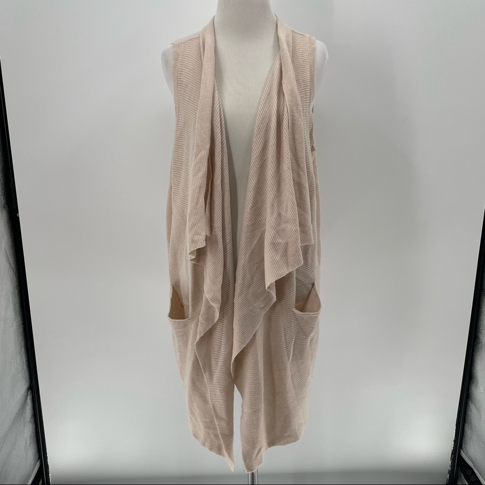 Knit Minded Woman’s Top
